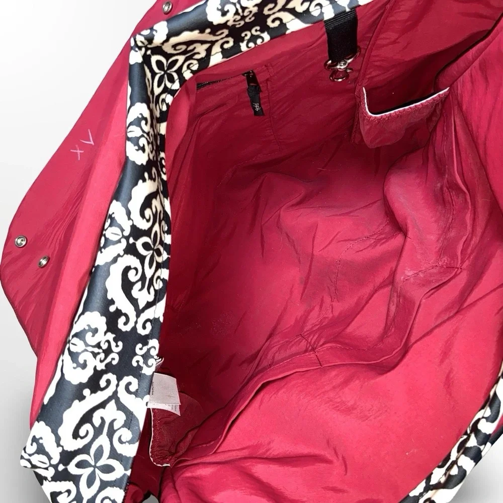 Petunia Pickle Bottom Diaper Bag Messenger Bag Black White Red Baby Travel Tote